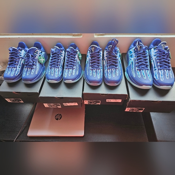 Nike Other - Kobe V Protro